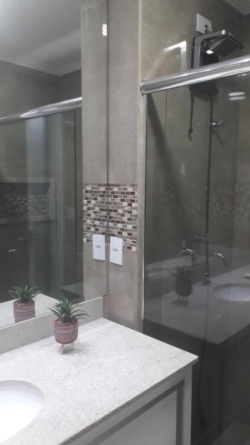 Maravilhoso Apto Vista Mar Jacuzzi Wi Fi Pé Areia Santos  Extérieur photo