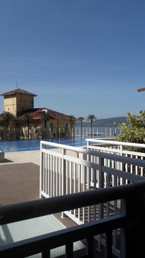 Maravilhoso Apto Vista Mar Jacuzzi Wi Fi Pé Areia Santos  Extérieur photo